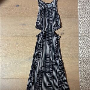 Else Black and White Patterned Midi Dress